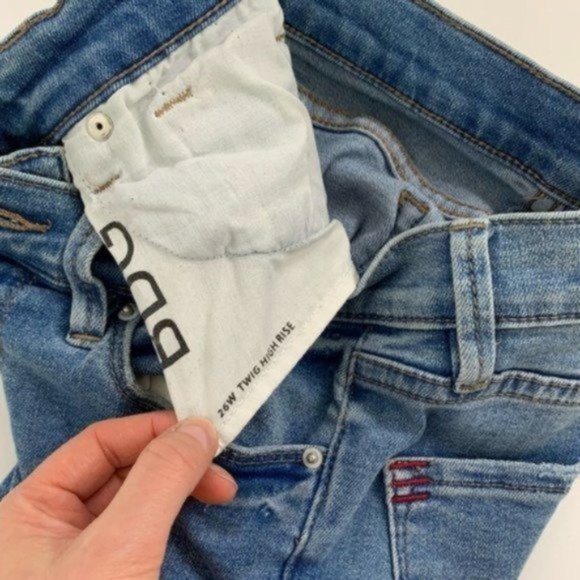 BDG Twig High-Waisted Skinny Jean - Picture 6 of 7